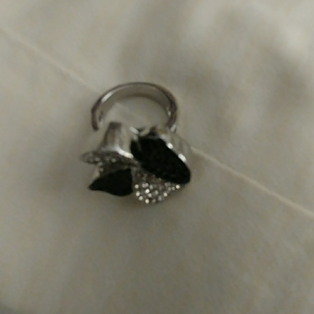 Woman's ring - Picture 3 of 4